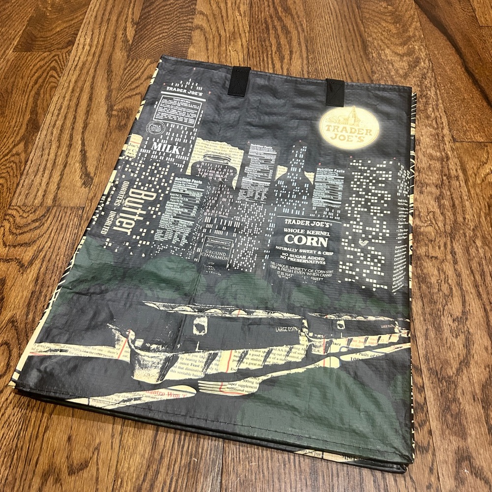 NWT Trader Joe's Whole Kernel Corn Reusable Tote Bag